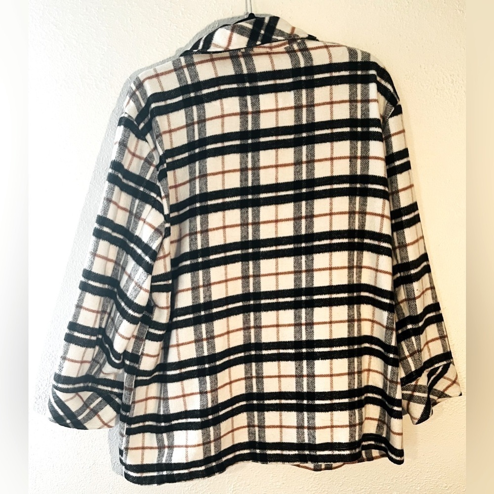 Kensie Jeans Black & White Button Down Shirt Size L - Picture 3 of 5
